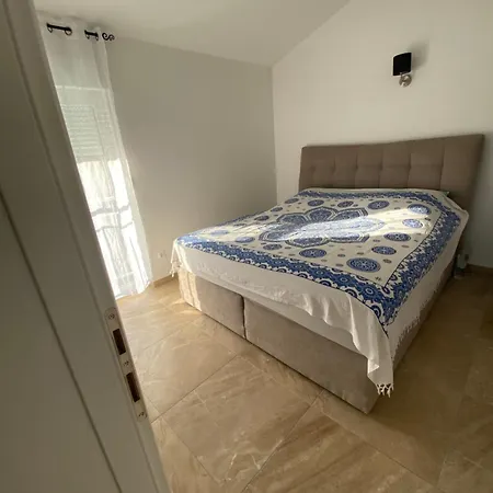 Oliwa Apartment *